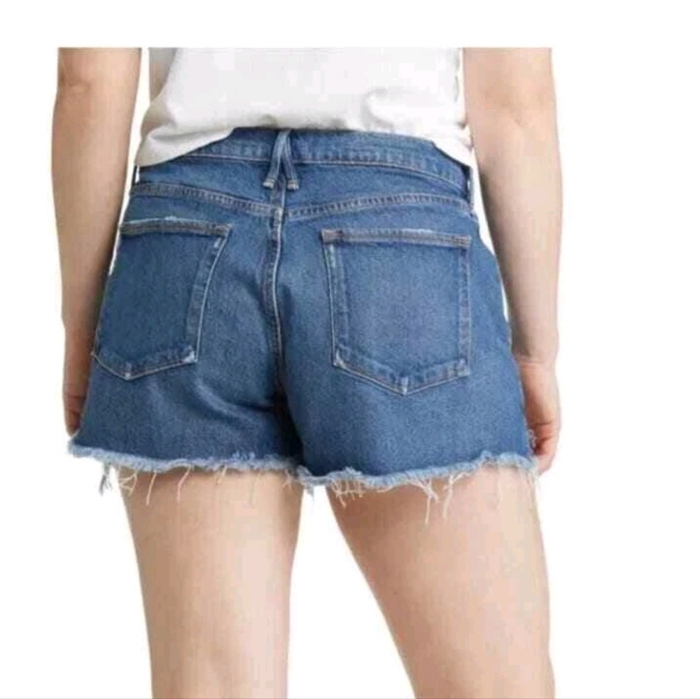 Good American '90s Cutoff Distressed Denim Shorts Blue Size 16 - Picture 2 of 16